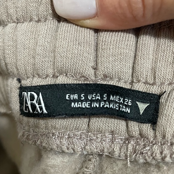 Zara - Cargo Style Jogger - Picture 4 of 5